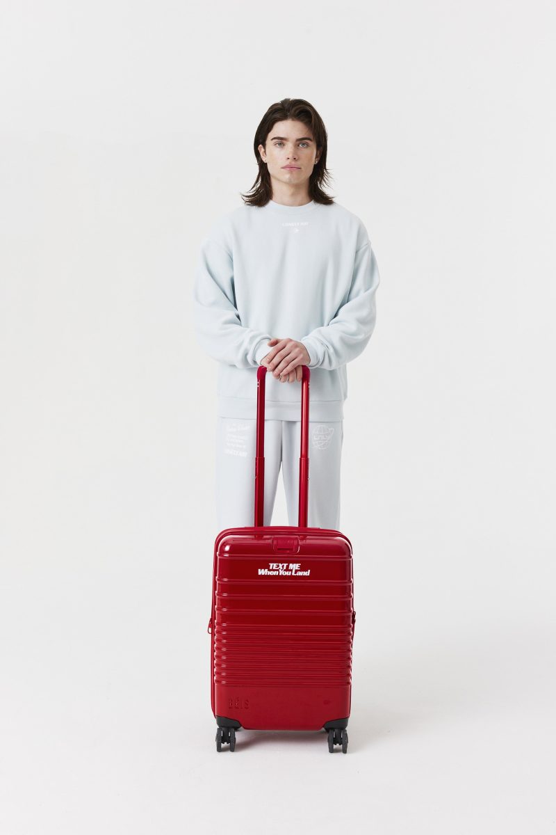 BEIS124525 LGCarryOn Red Model 0113