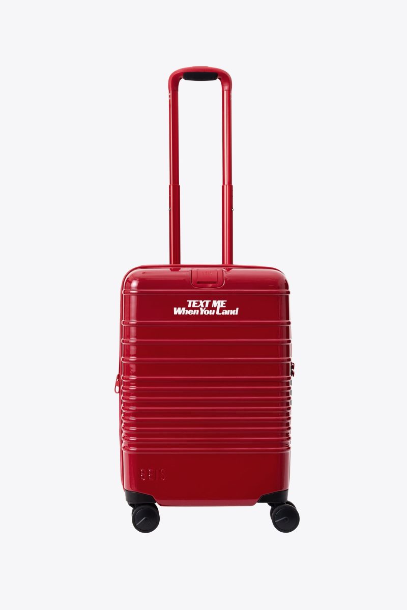 BEIS124525 LGCarryOn Red Product Front 0689