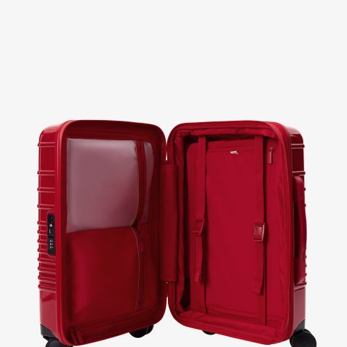 BEIS124525 LGCarryOn Red Product Interior 0758