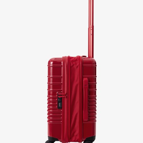 BEIS124525 LGCarryOn Red Product SideExpanded 0706