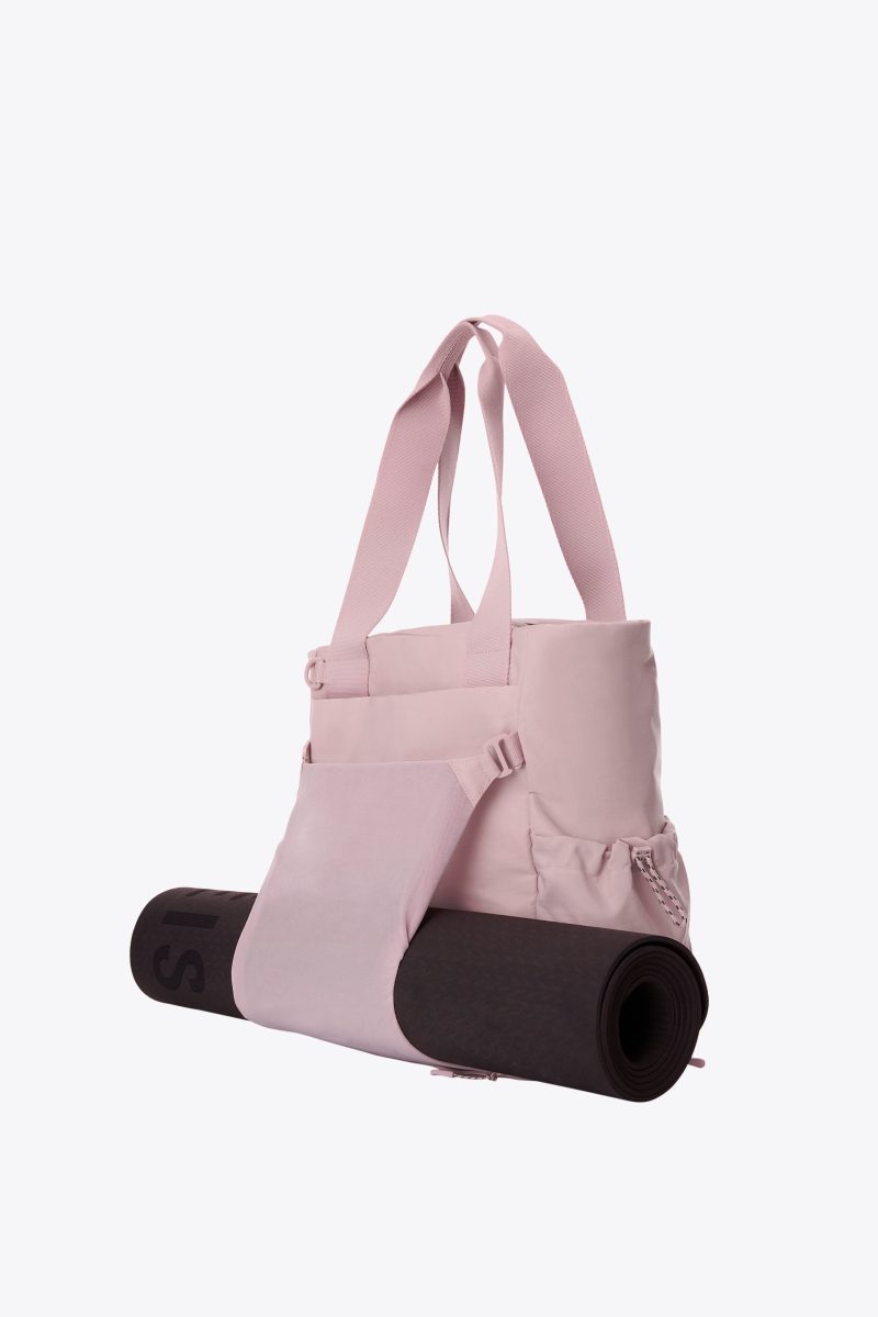 BEIS129804 TheSportTote AtlasPink product side 0391 V2