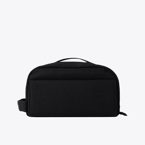 BEIS132503 TheToiletryBag Black product back 0500 V1