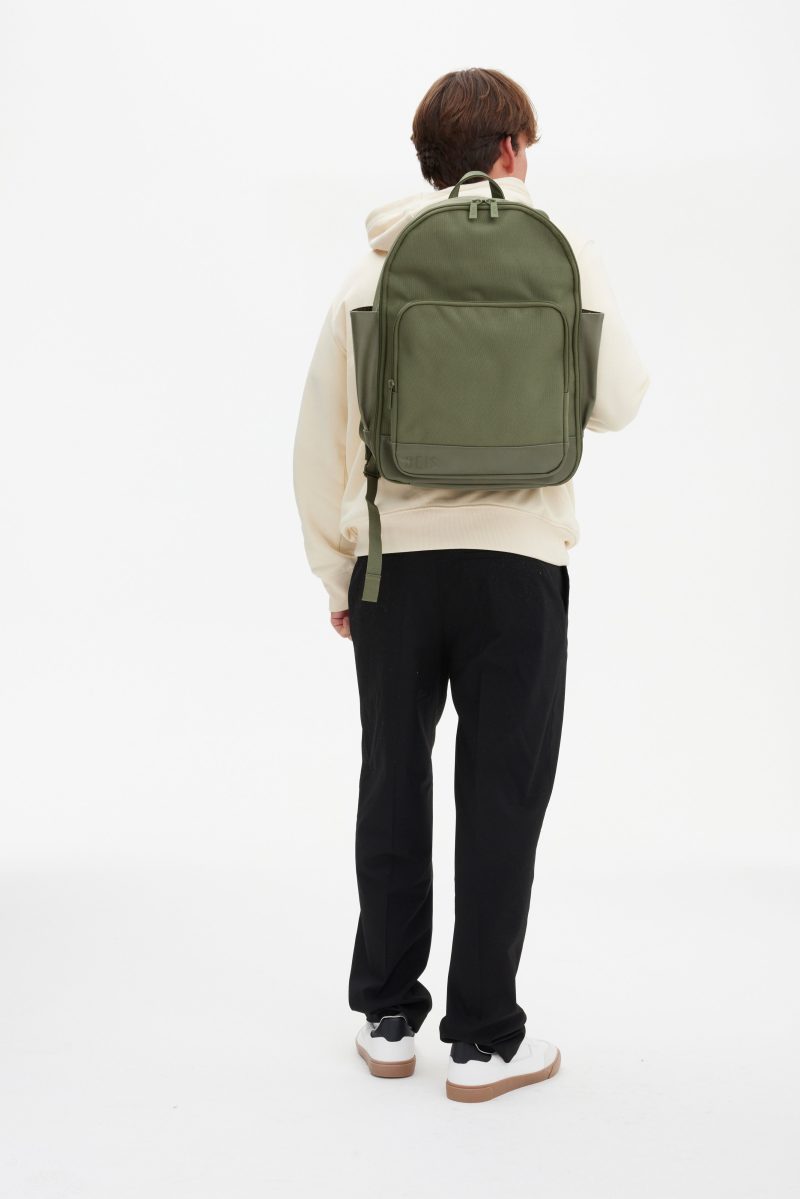 BEIS219156 Backpack Olive Model 15798 V1