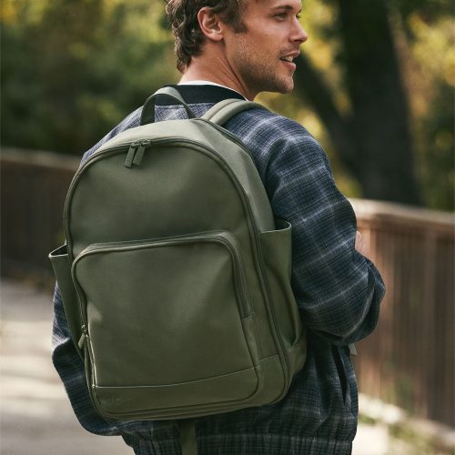 BEIS219156 Backpack Olive Product Front 2032 V2 0032 12.11.23 BEIS 2066