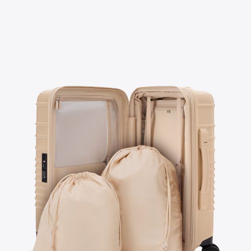 BEIS224534 GlossyCarryOnRoller Beige Product Interior 0208 V1