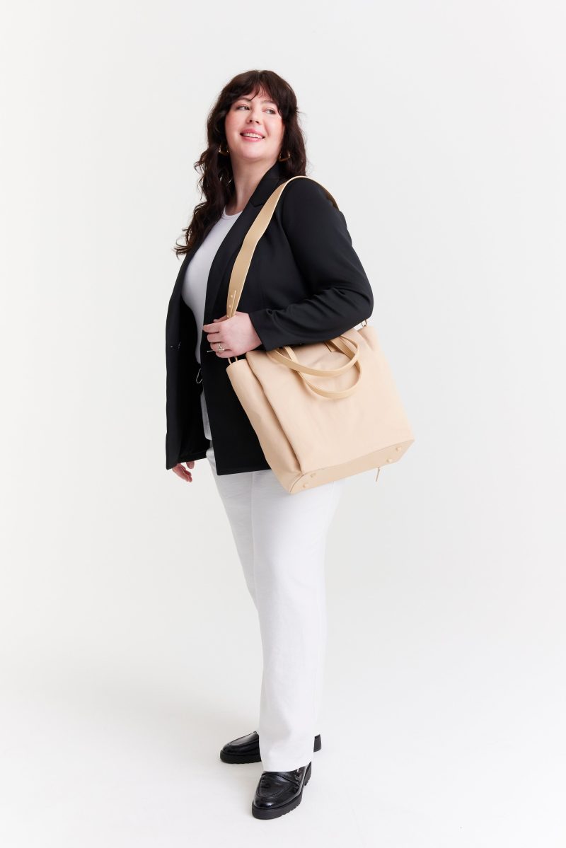 BEIS323436 CommuterTote Beige Model 2735