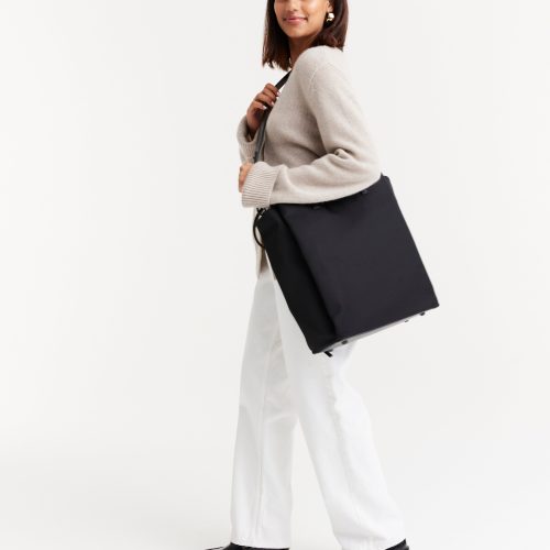 BEIS323437 CommuterTote Black Model 1922