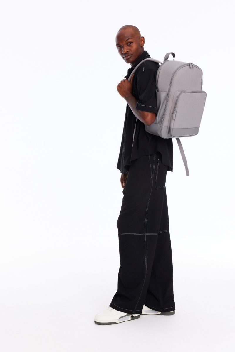 BEIS323458 TheBackpack Grey Model 4752 V1