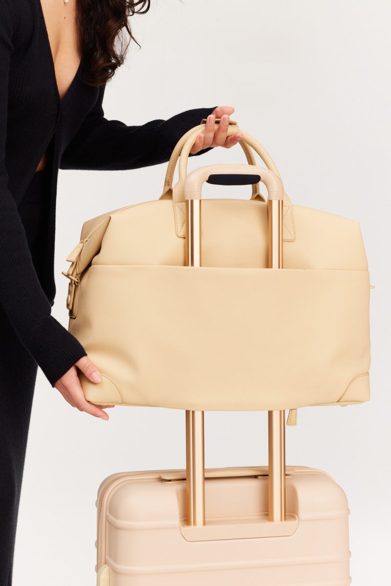 BEIS323480 PremiumDuffle Beige Details 0202