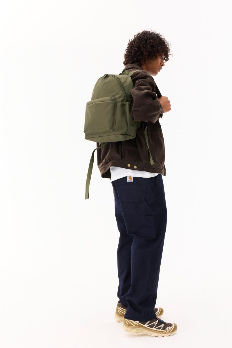 BEIS324701 Thebeisicsbackpack Olive Model 0539 V1