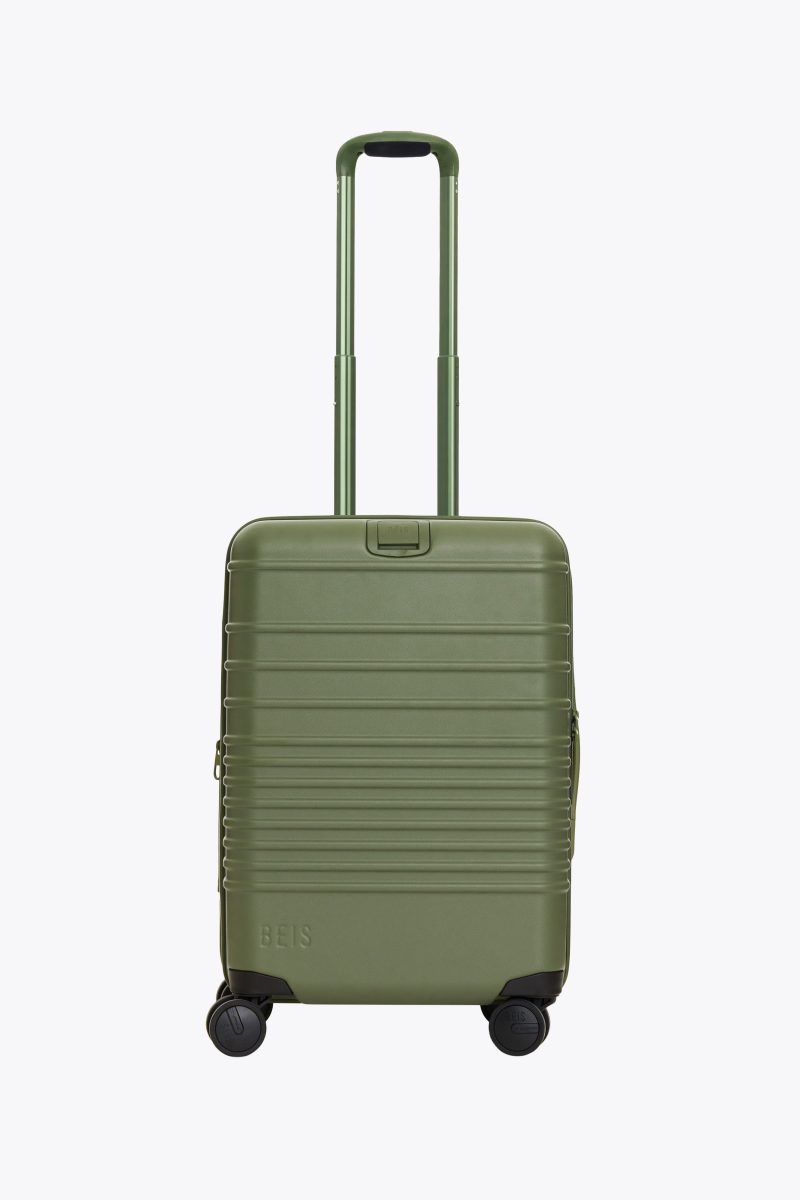 Olive carry on front d3df0fbd 6fcd 4441 8a6b 3bdea701b6f7