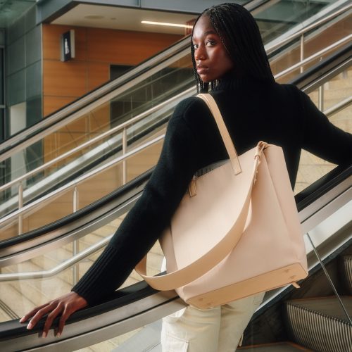 beige tote ls